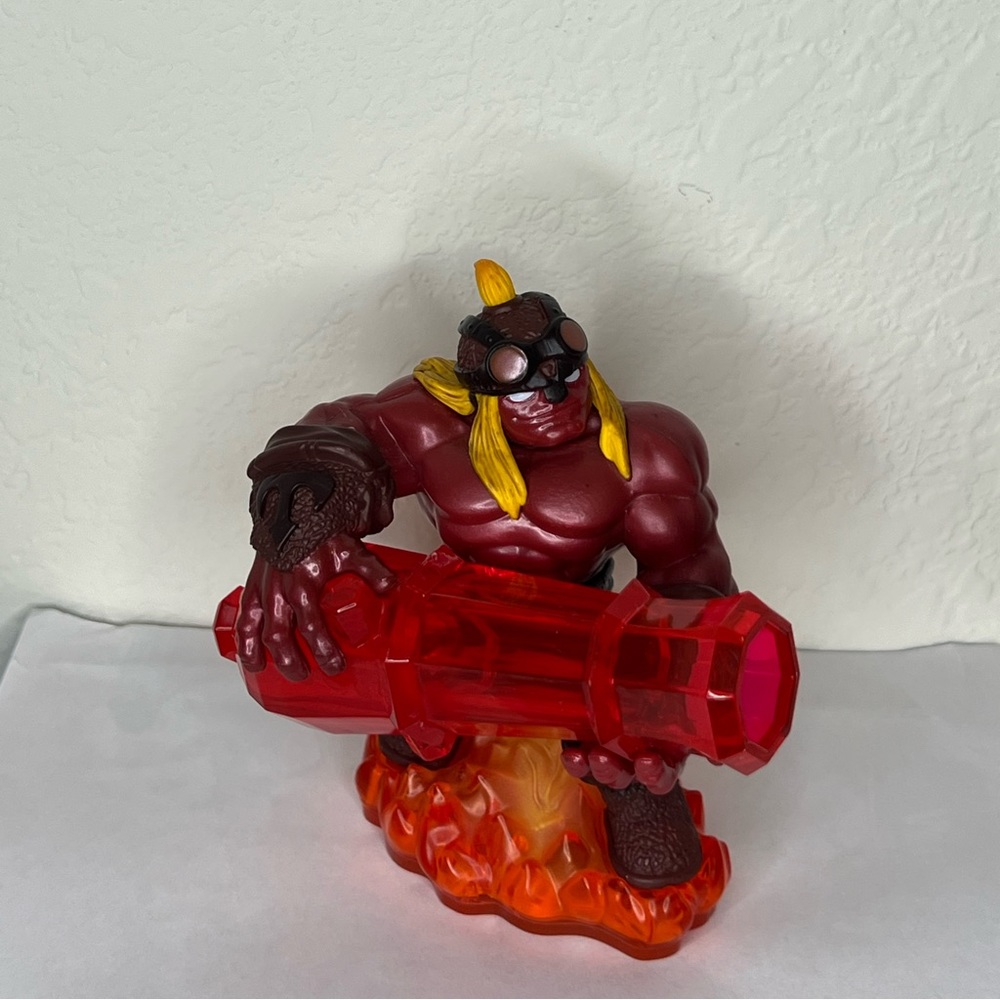 Skylanders Trap Team Ka-Boom Fire Trap Master Skylander.